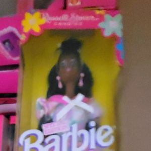 Mattel Russell Stover Candies Special Edition 1997 NRFB.